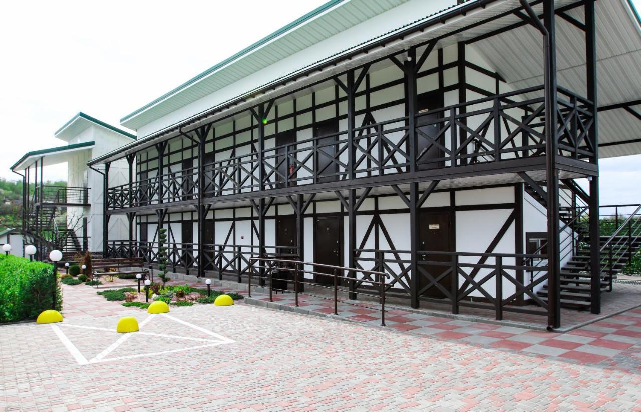 Hotel Lubenska Sloboda Olshanka Εξωτερικό φωτογραφία