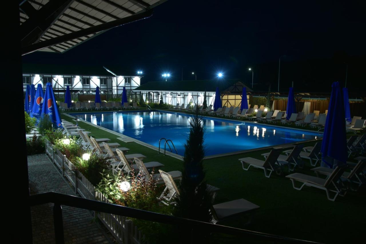 Hotel Lubenska Sloboda Olshanka Εξωτερικό φωτογραφία