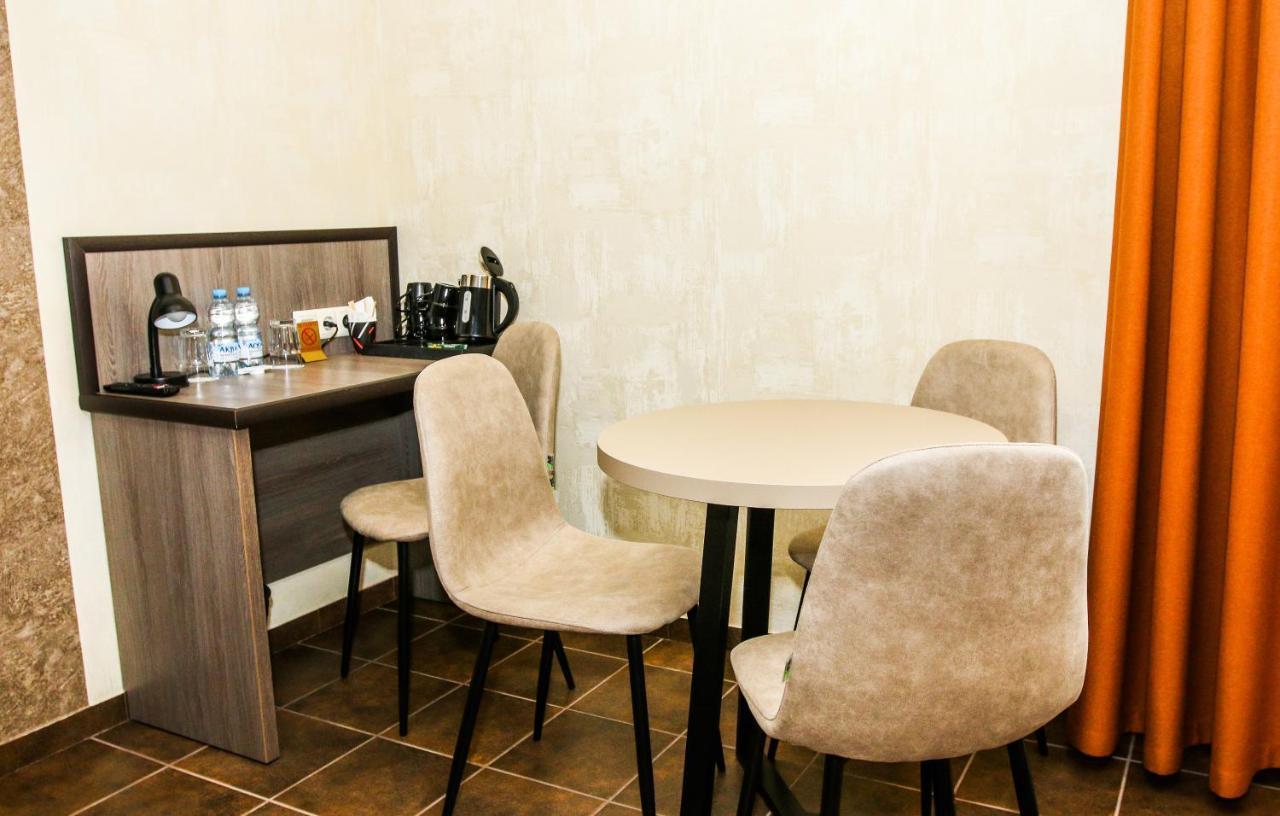 Hotel Lubenska Sloboda Olshanka Εξωτερικό φωτογραφία