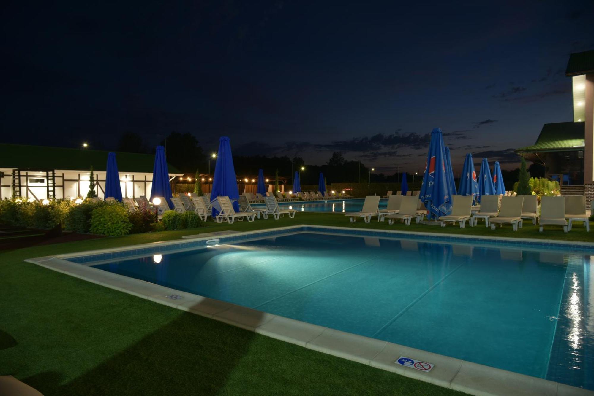 Hotel Lubenska Sloboda Olshanka Εξωτερικό φωτογραφία
