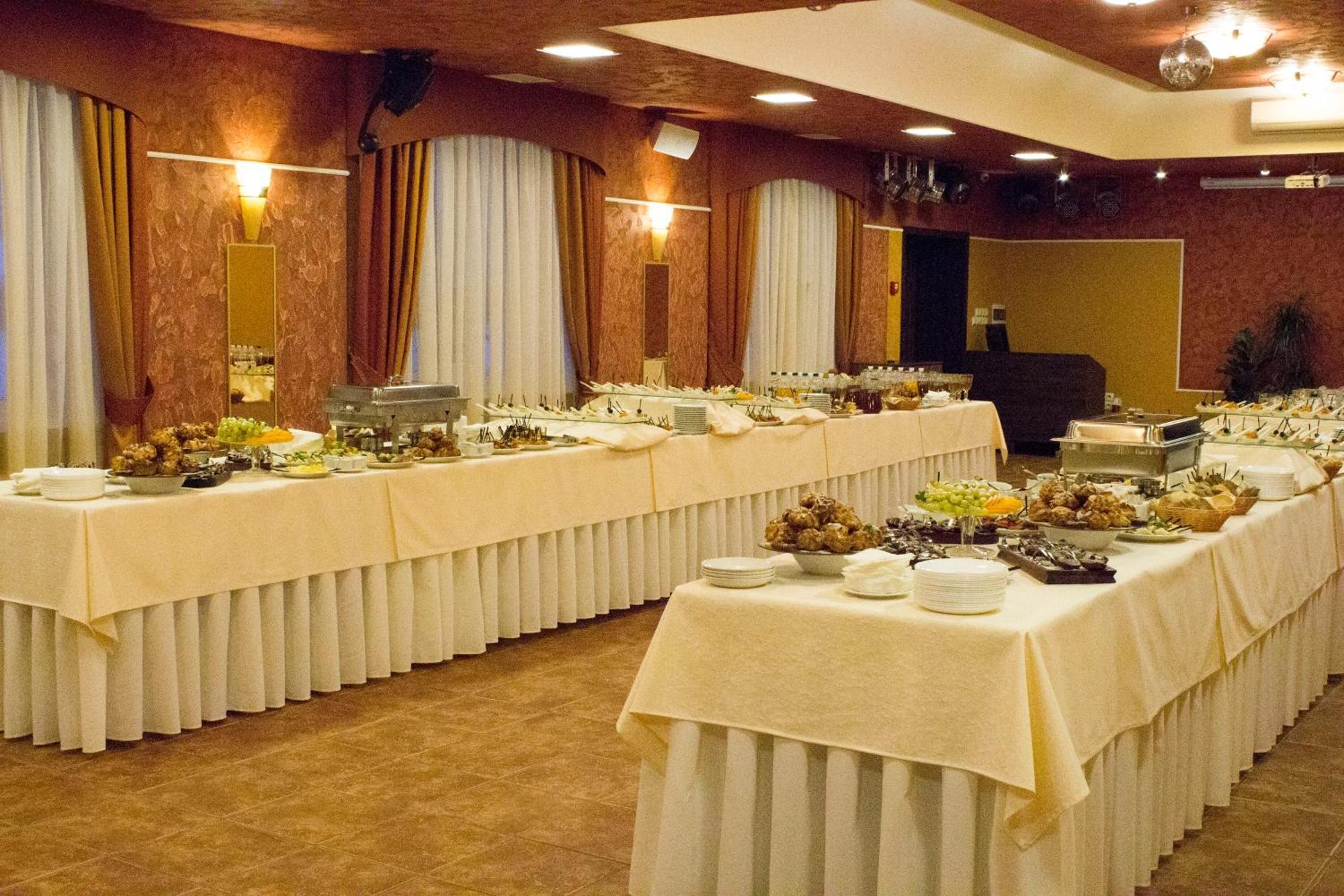Hotel Lubenska Sloboda Olshanka Εξωτερικό φωτογραφία