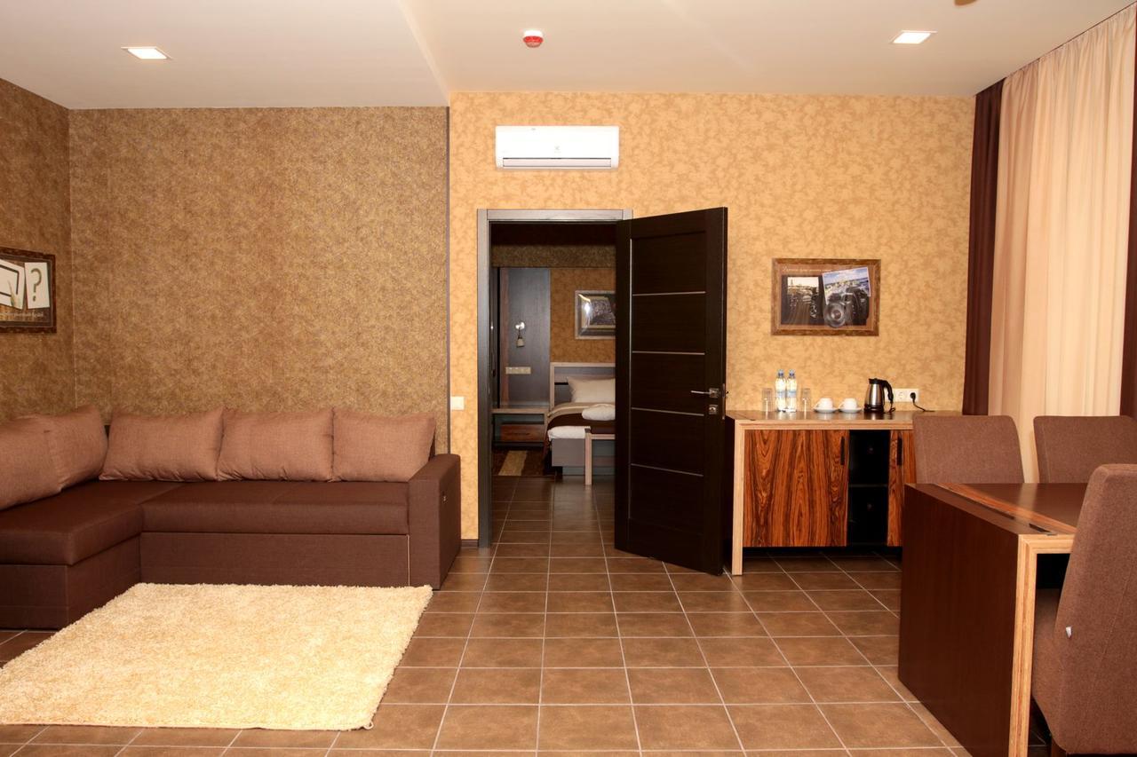 Hotel Lubenska Sloboda Olshanka Εξωτερικό φωτογραφία